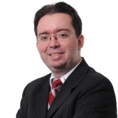 Professor Giovani Magalhães